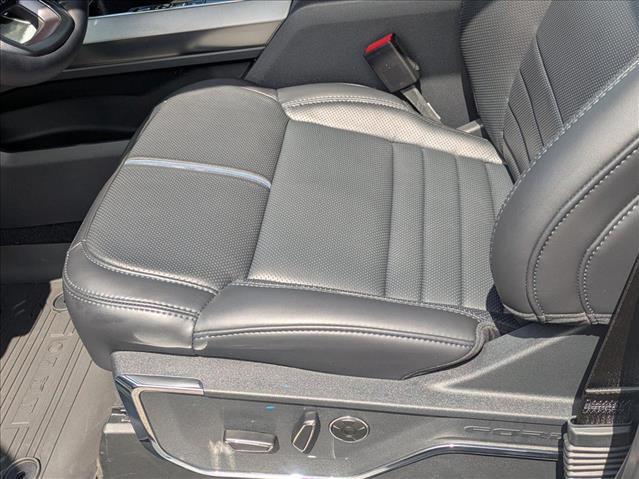 2025 Ford F-150 Platinum photo 2