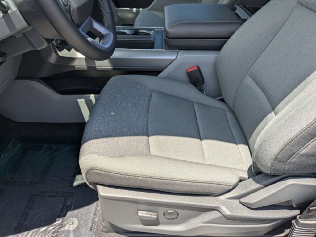 New 2025 Ford F-150 XLT Truck SuperCrew Cab