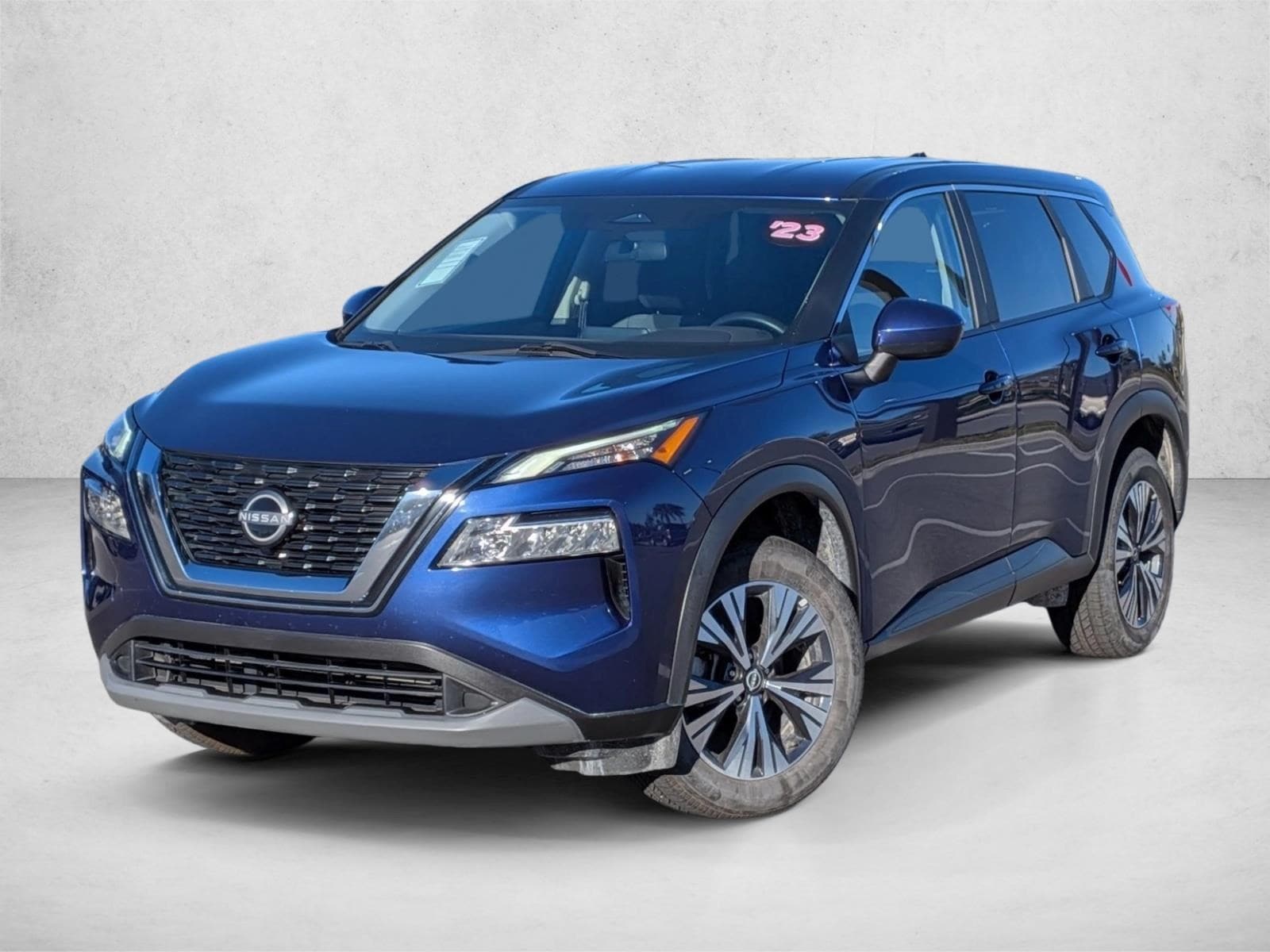 2023 Nissan Rogue SV's photo
