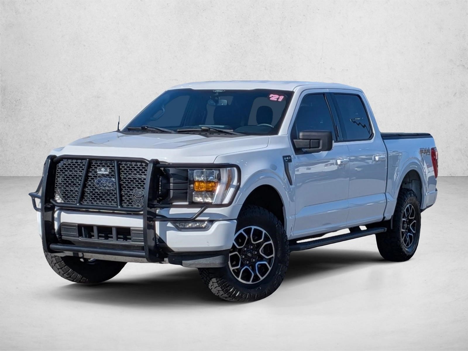 2021 Ford F-150 XLT's photo