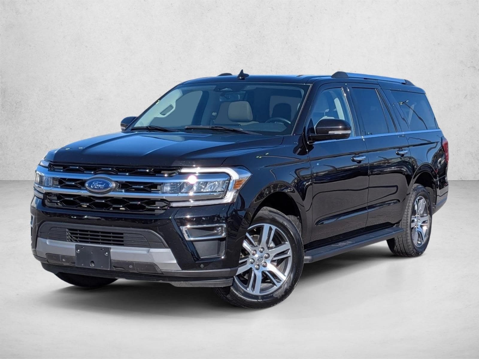 2024 Ford Expedition Limited's photo