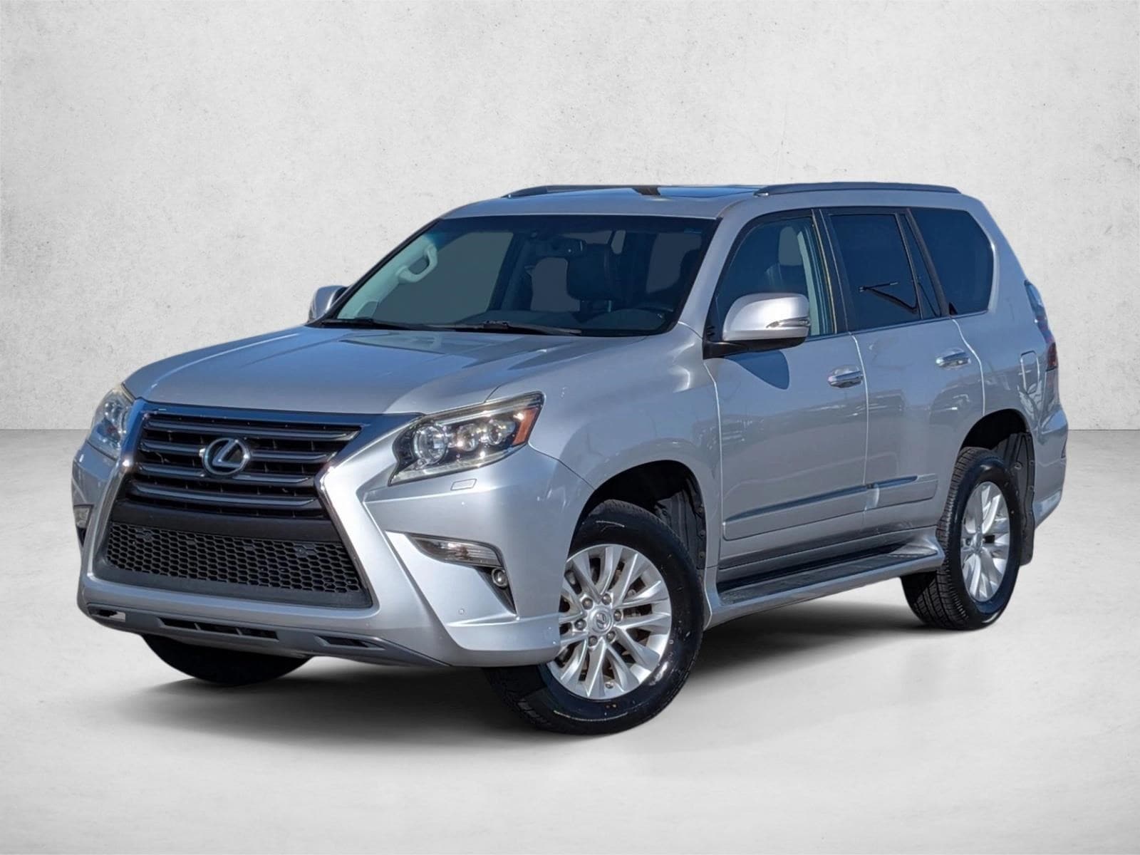 2016 Lexus GX Base's photo