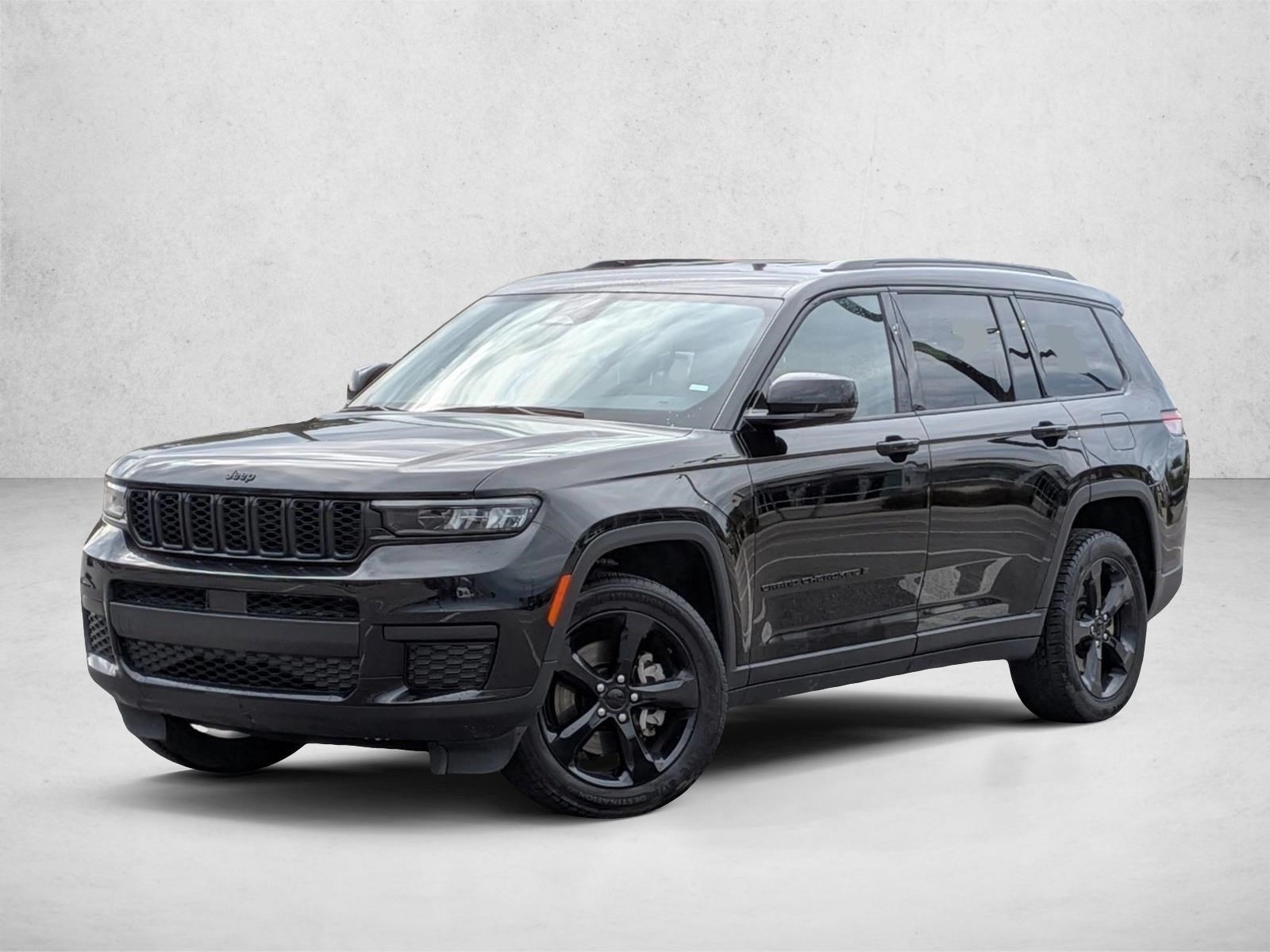 2023 Jeep Grand Cherokee L Altitude's photo