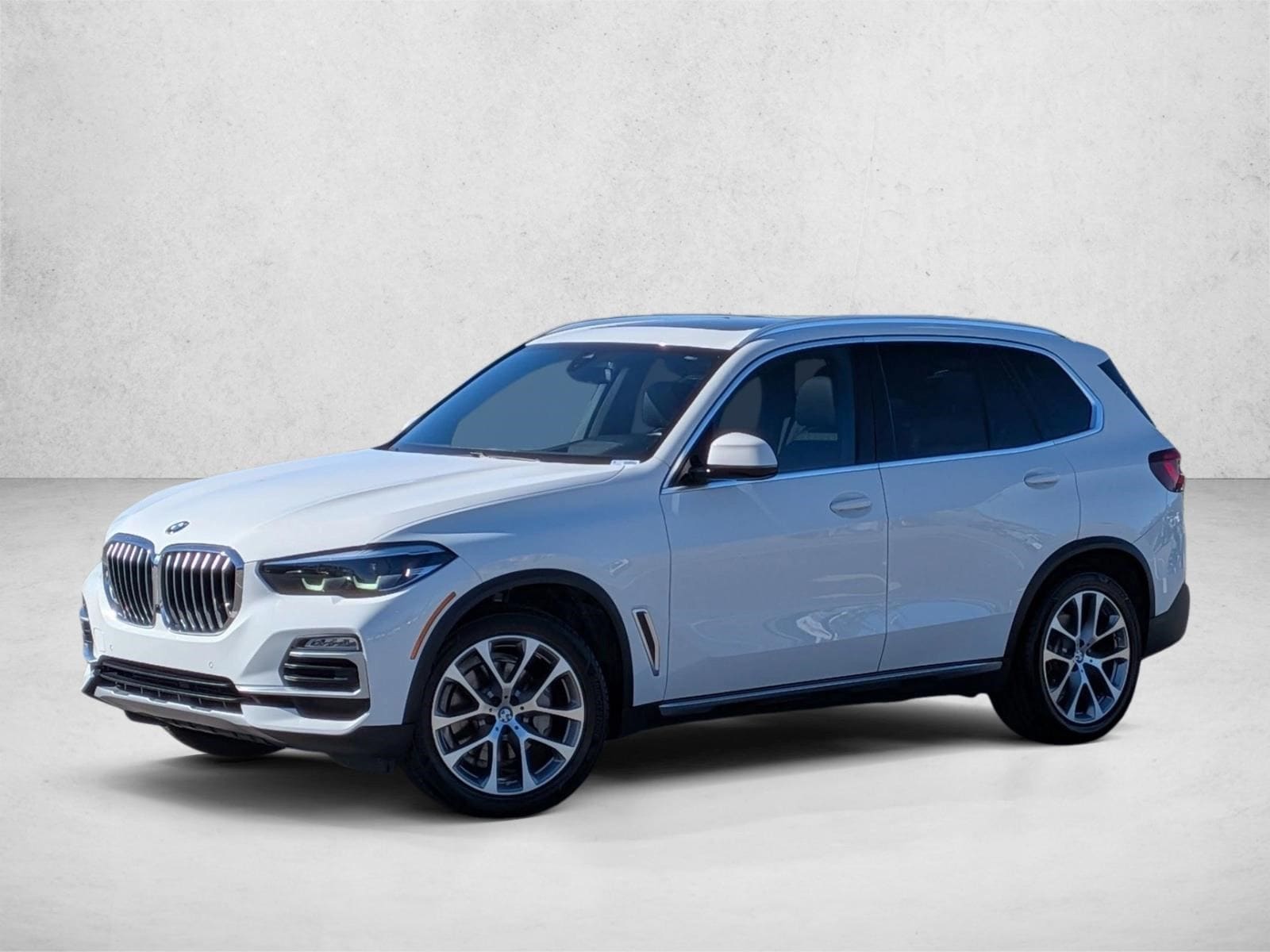 2020 BMW X5 40i's photo