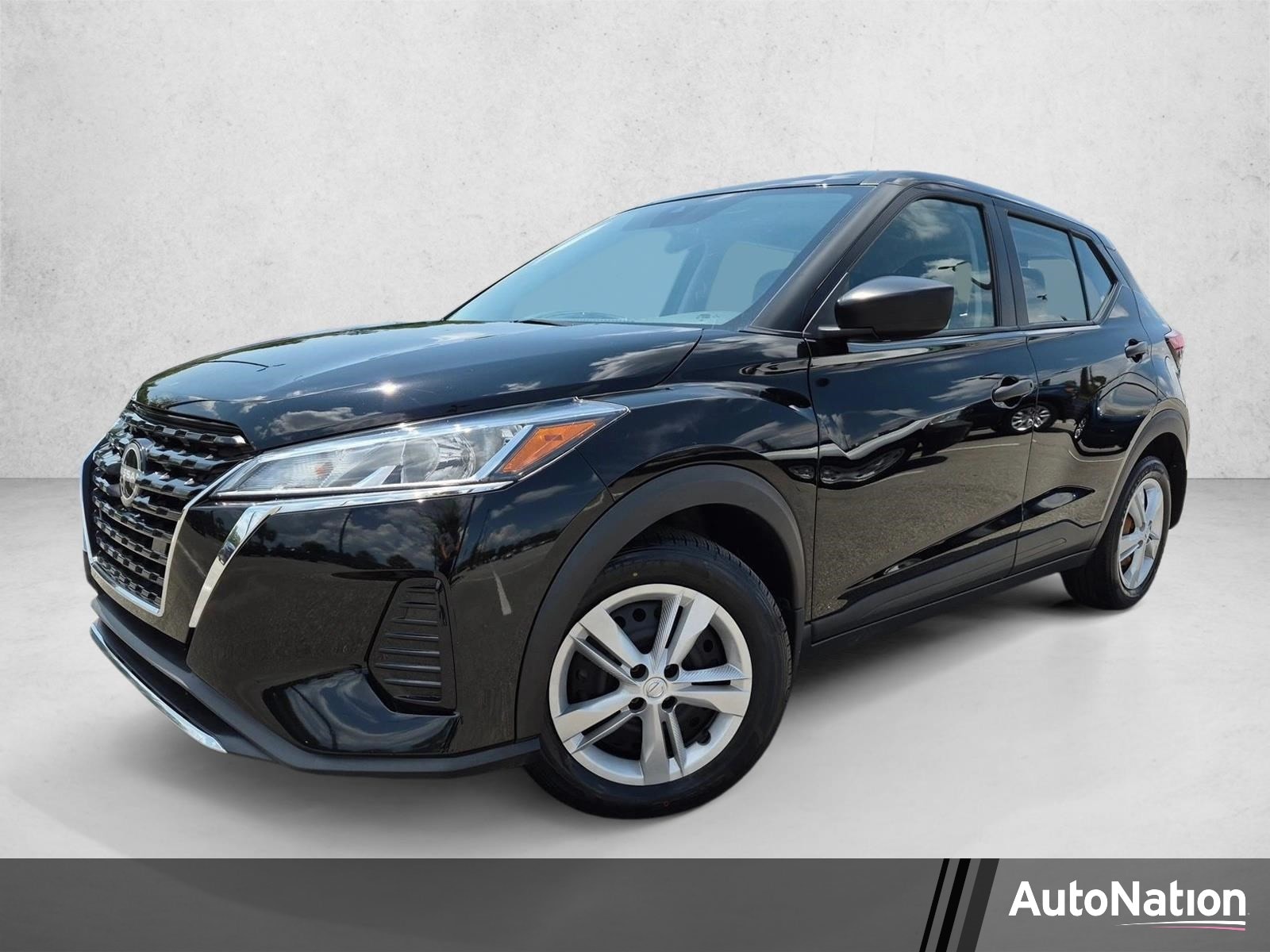 2023 Nissan Kicks