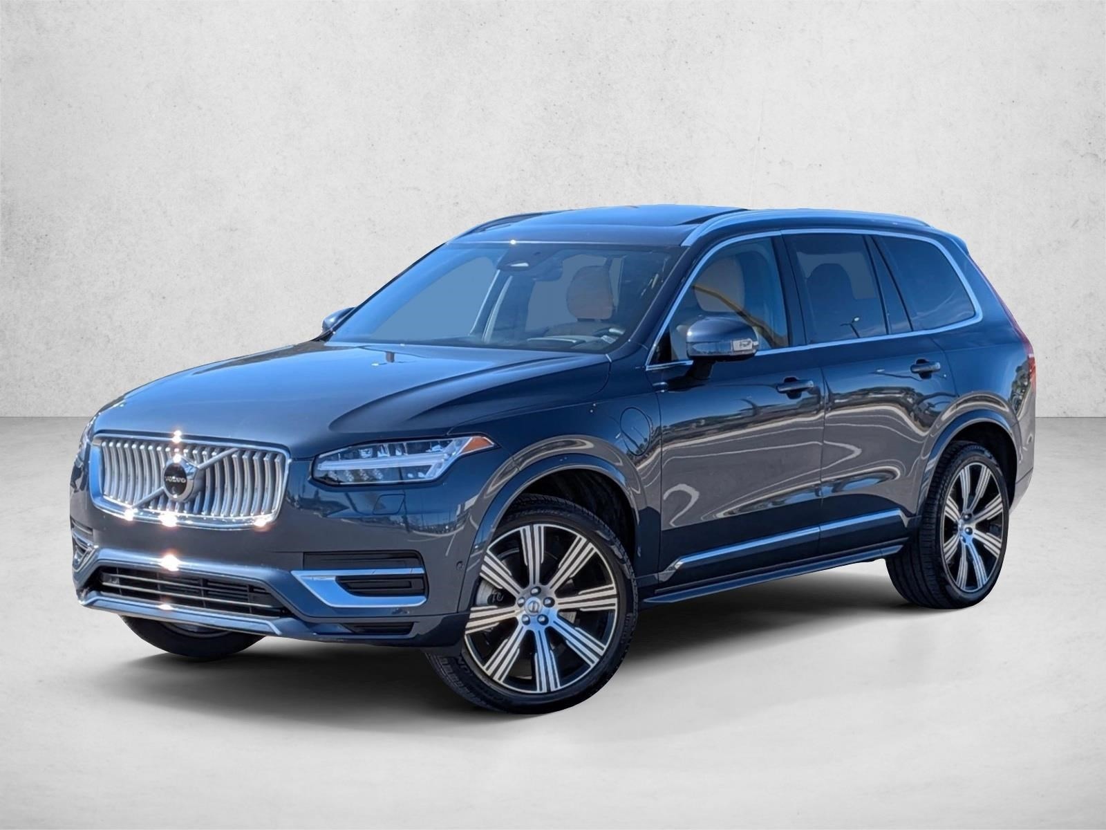 2025 Volvo XC90 Ultra's photo