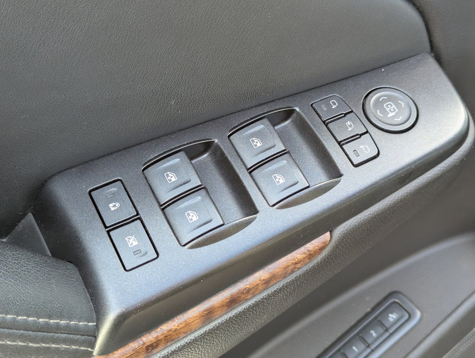 Image 6 of Used 2016 Chevrolet Tahoe LTZ