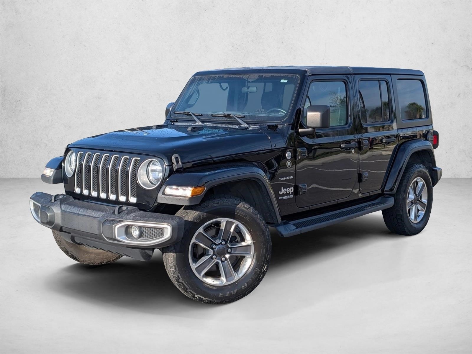 2021 Jeep Wrangler Unlimited Sahara's photo