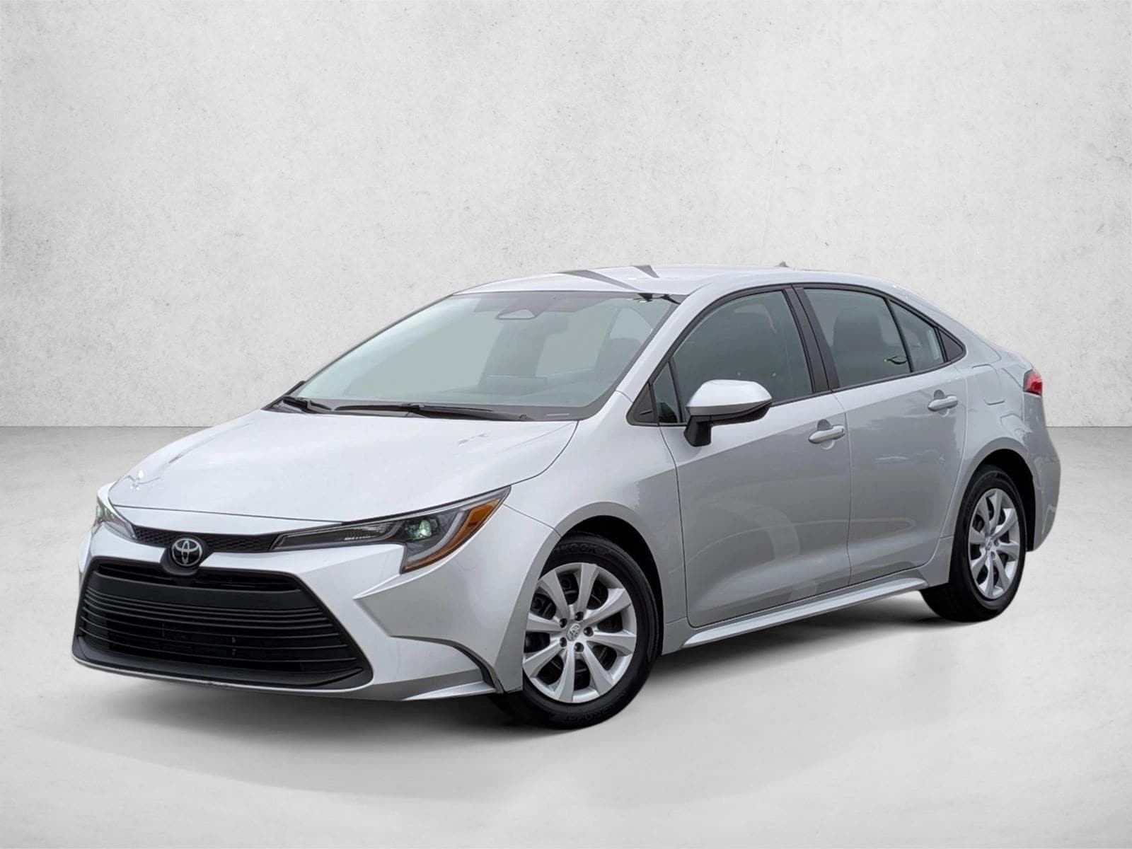 2025 Toyota Corolla LE's photo