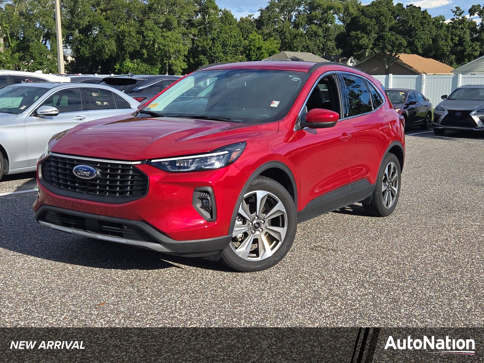 2025 Ford Escape Hybrid