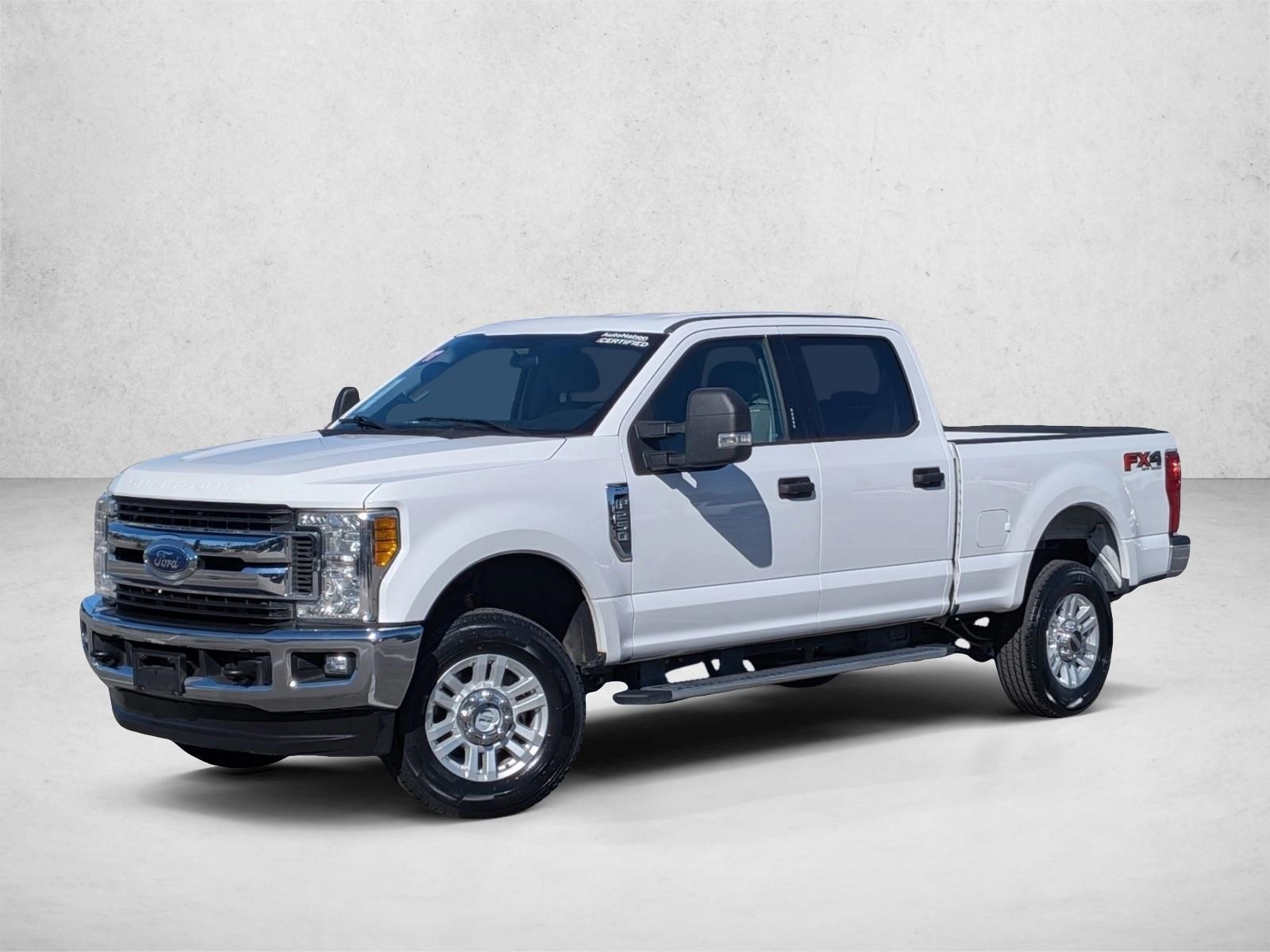 2017 Ford F-250 Super Duty XLT's photo
