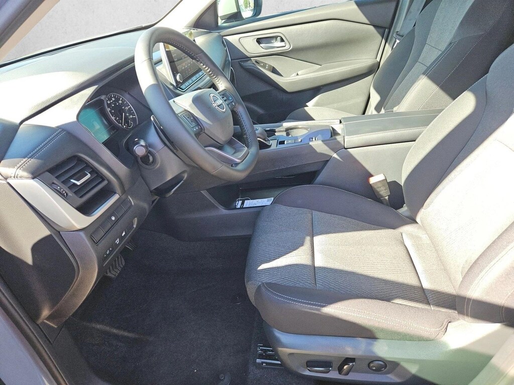 New 2026 Nissan Rogue SV SUV