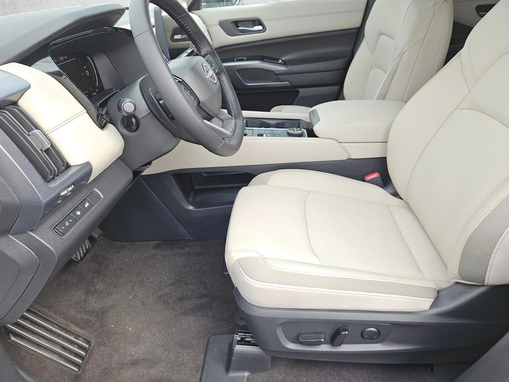 New 2026 Nissan Pathfinder SL SUV