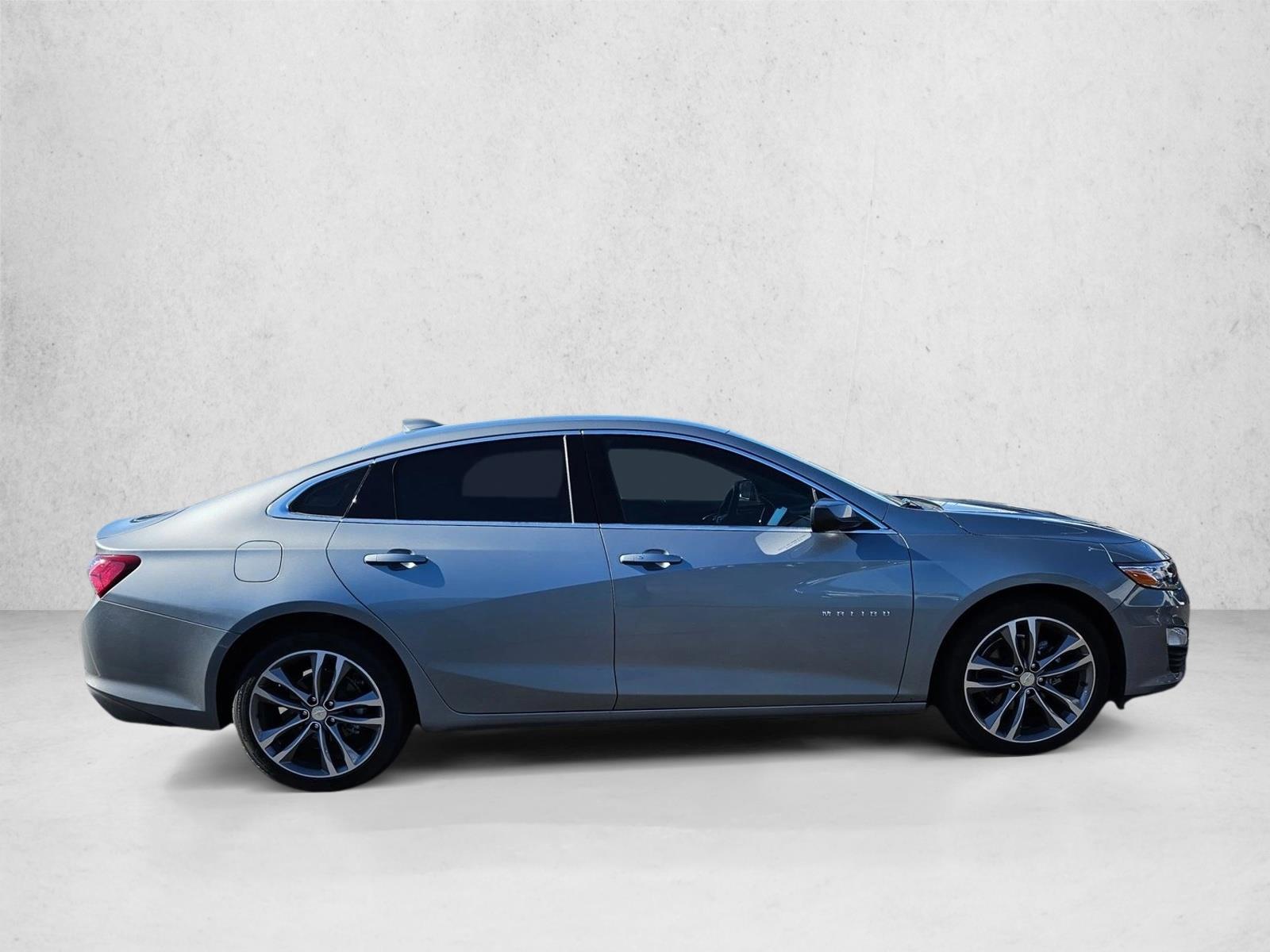 2024 Chevrolet Malibu Premier 2LT photo 3