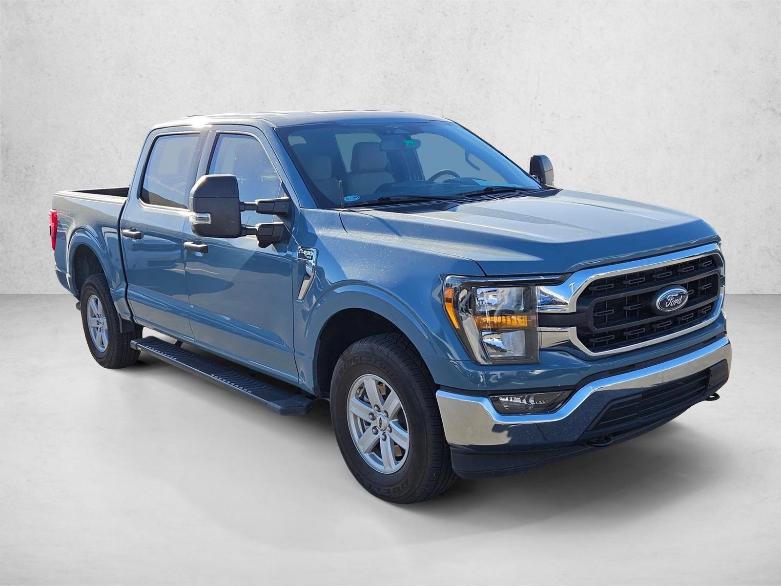 2023 Ford F-150 XLT photo 3