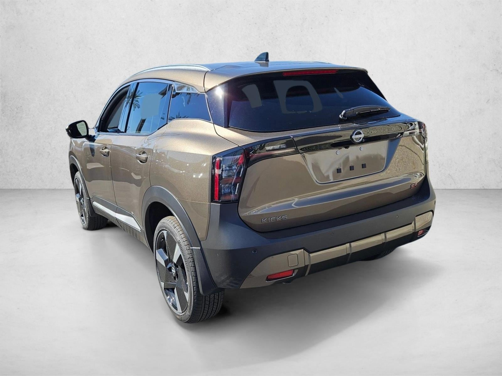 2026 Nissan KICKS SR - Photo 9