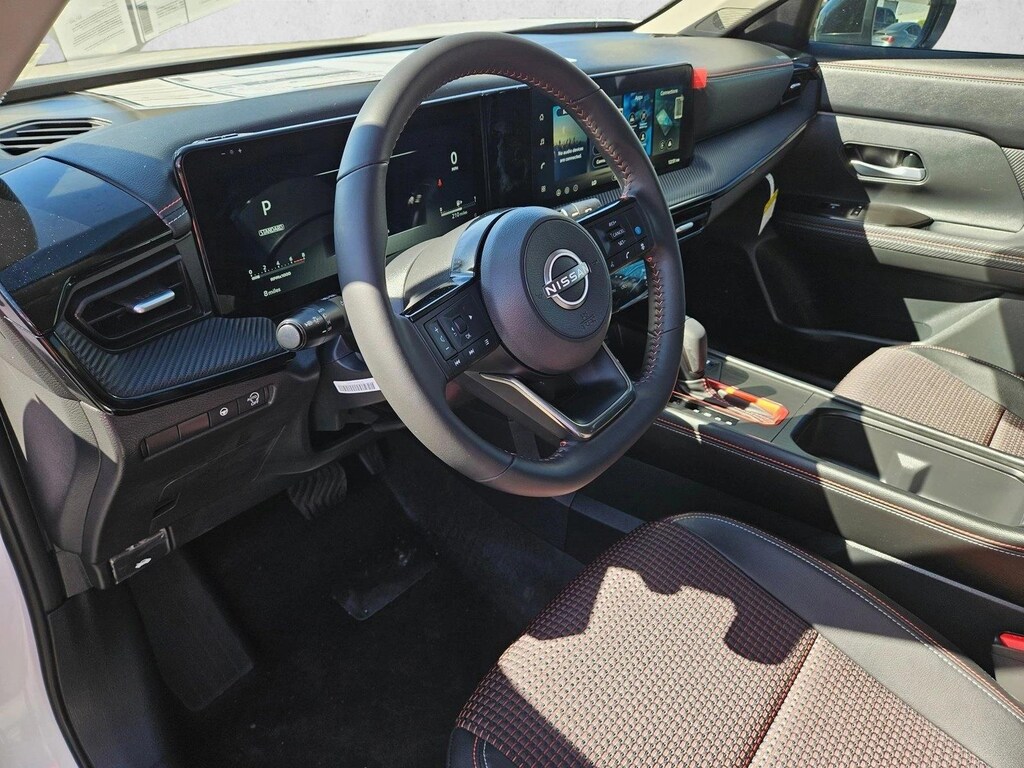 New 2026 Nissan Kicks SR SUV