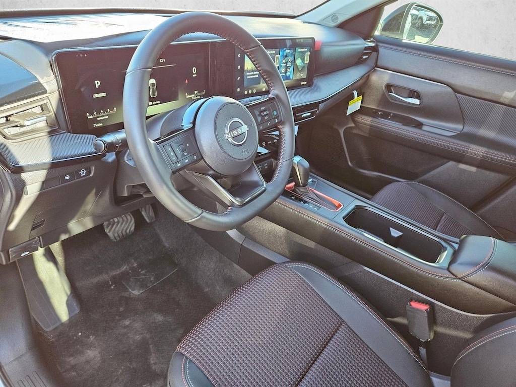 New 2026 Nissan Kicks SR SUV