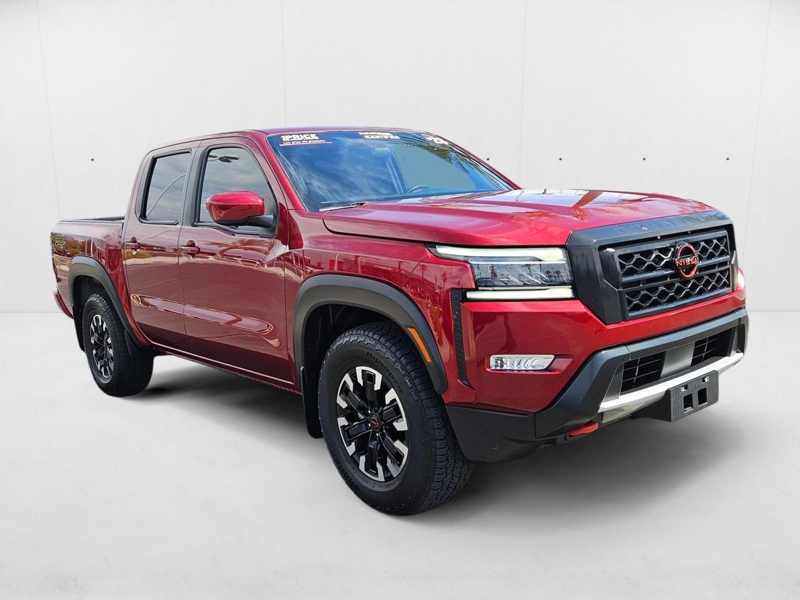 2023 Nissan Frontier PRO-X Crew Cab photo 3