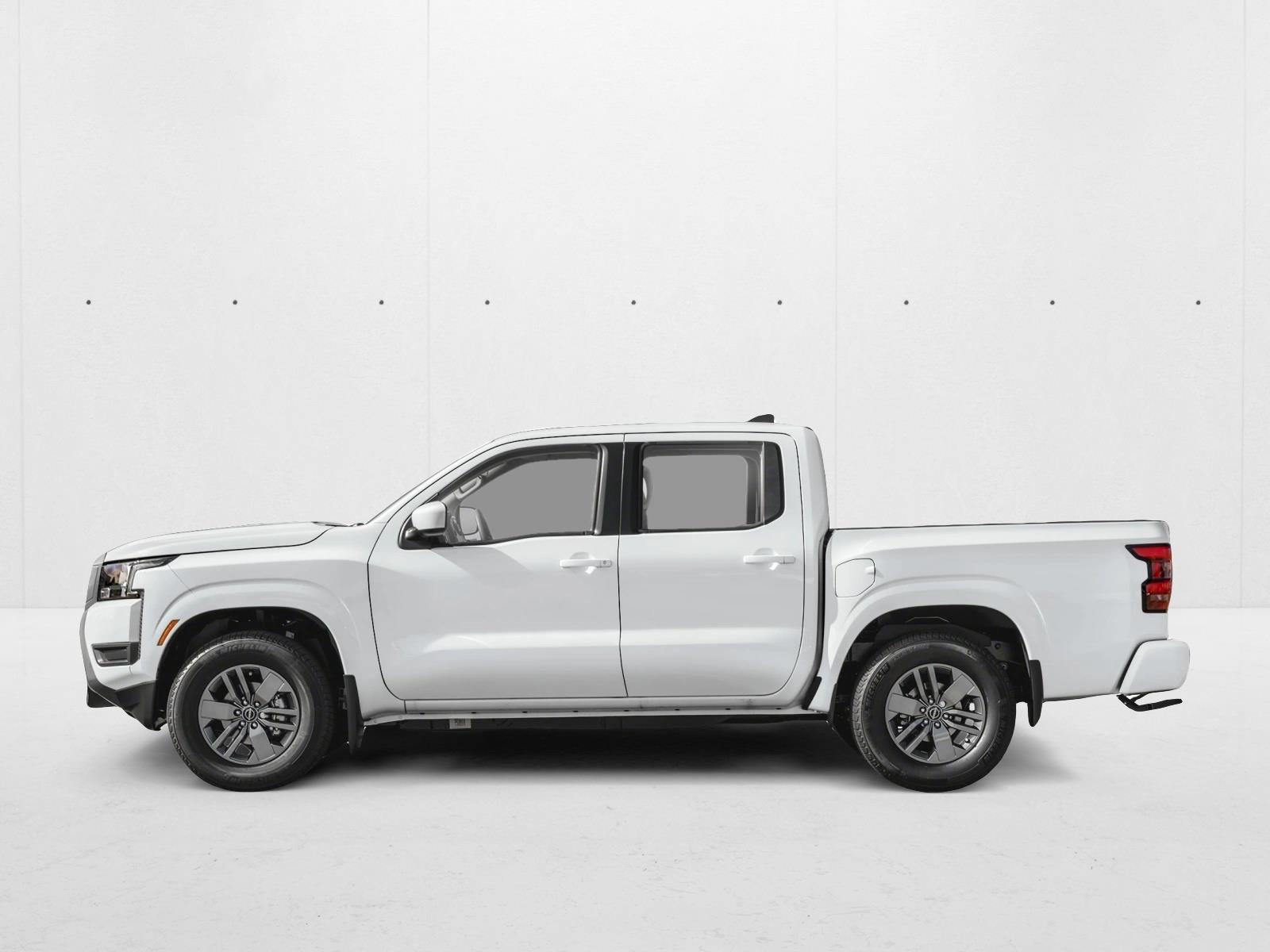 2026 Nissan Frontier SV photo 3