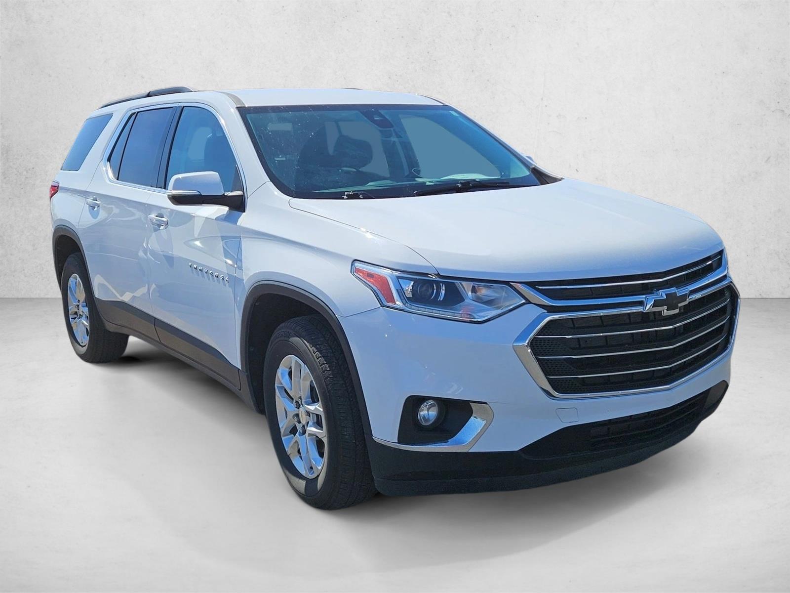 2021 Chevrolet Traverse Cloth photo 3
