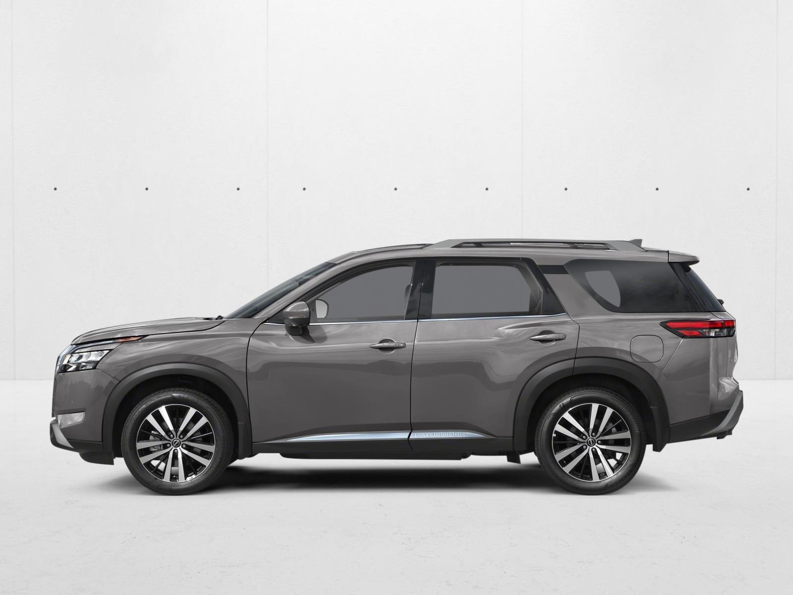 2025 Nissan Pathfinder Platinum photo 3