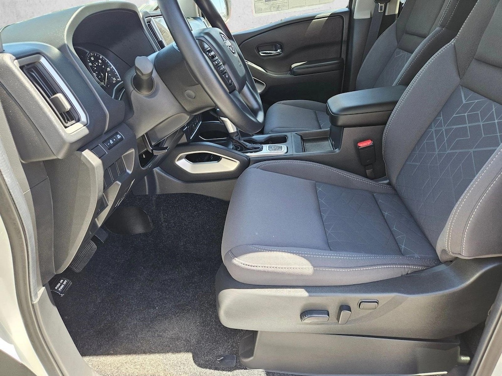 New 2026 Nissan Frontier SV Truck Crew Cab