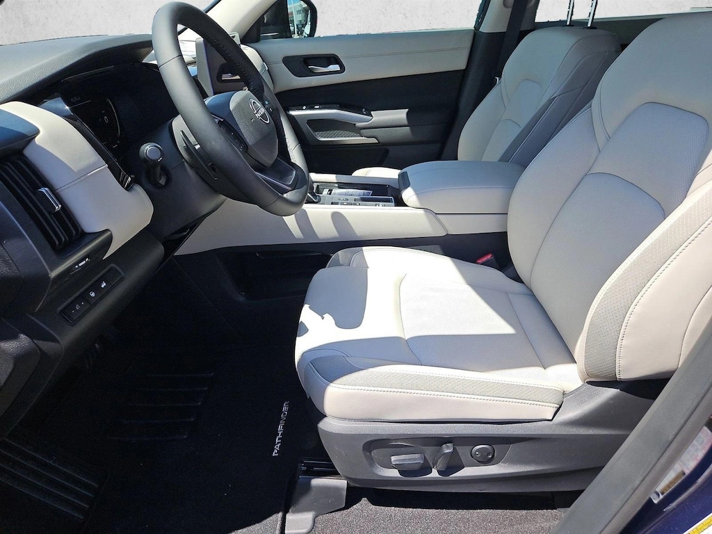 New 2026 Nissan Pathfinder SL SUV