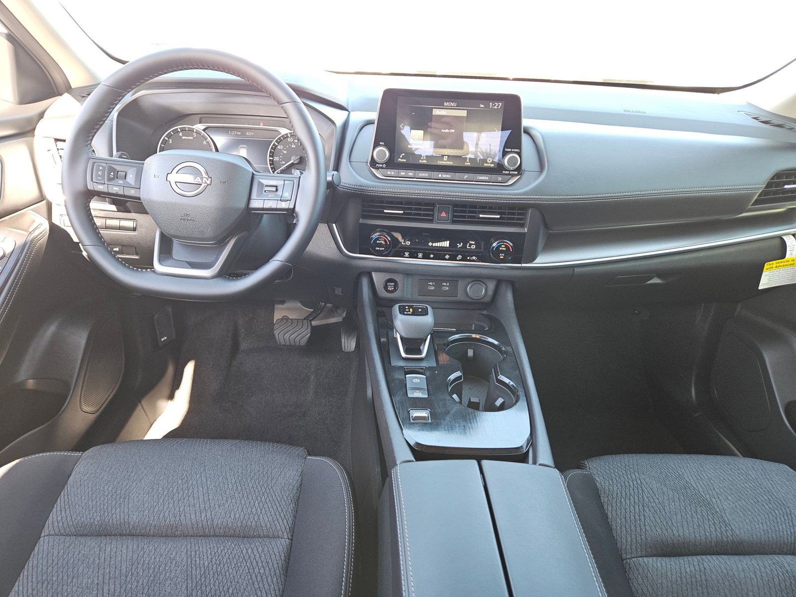 2026 Nissan Rogue SV photo 3