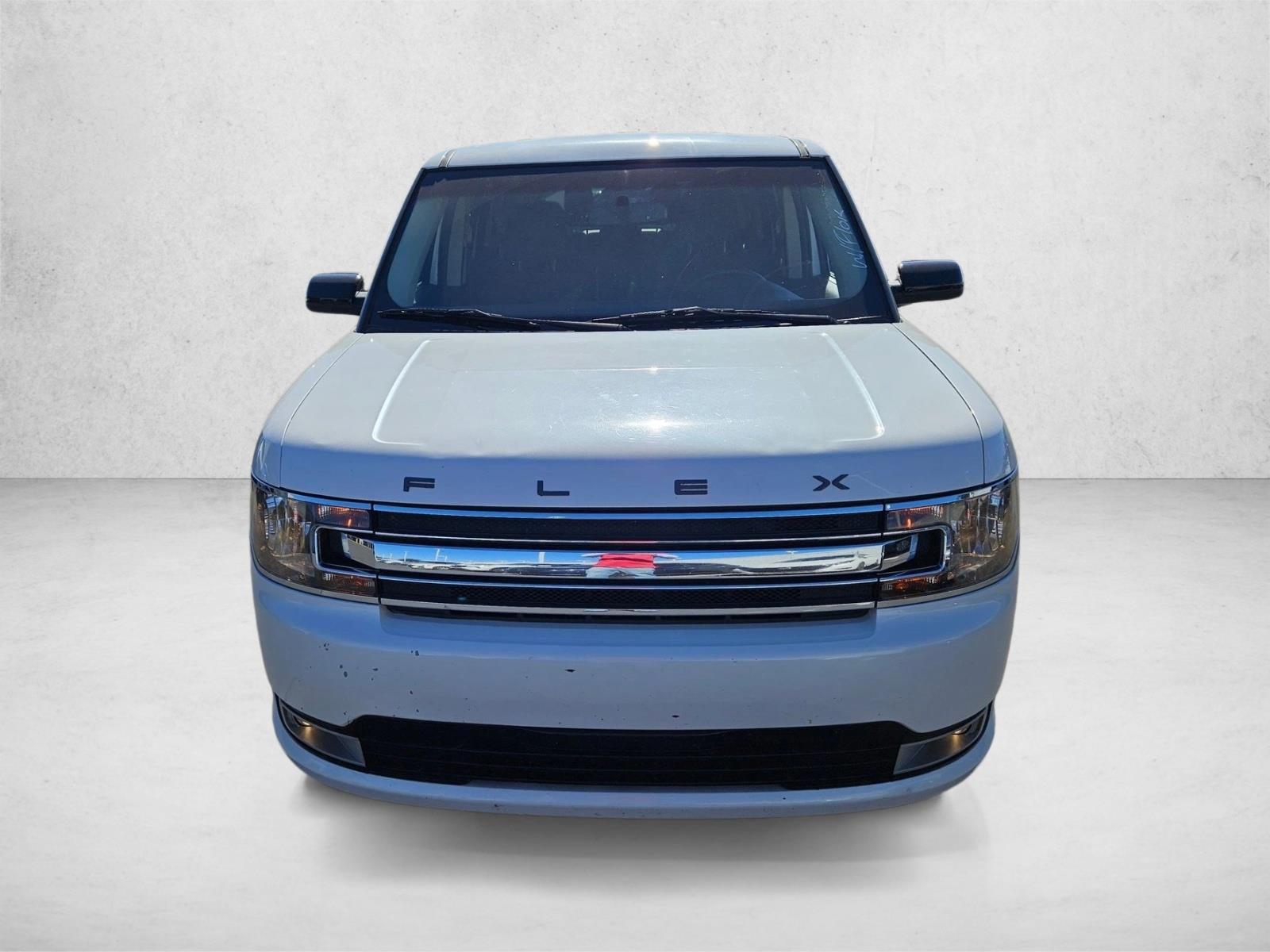 2016 Ford Flex SEL photo 2