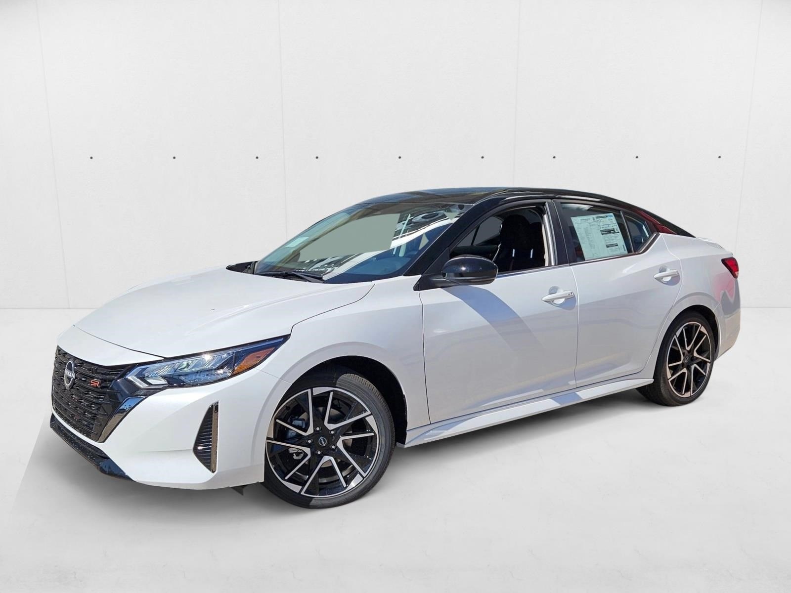 2025 Nissan Sentra SR's photo