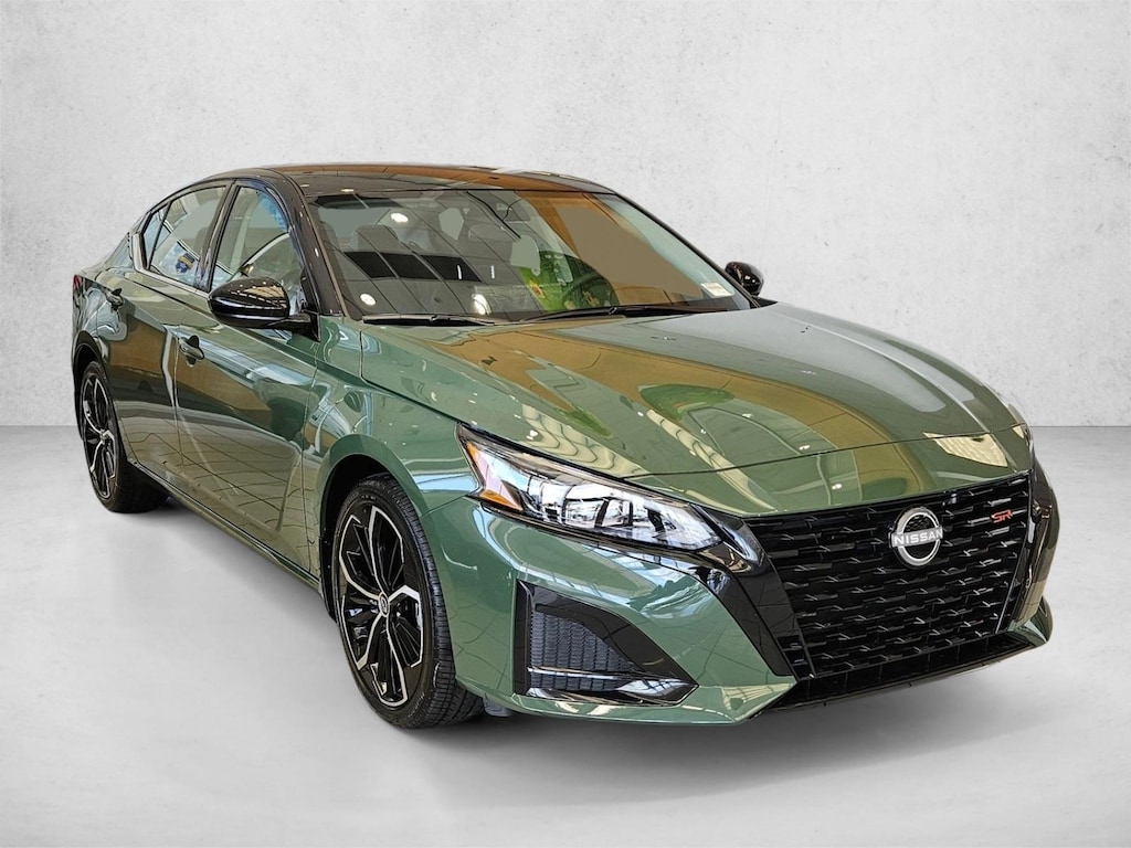 New 2026 Nissan Altima SR Sedan