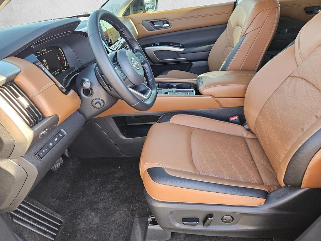 New 2025 Nissan Pathfinder Platinum SUV