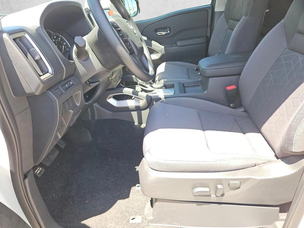 New 2026 Nissan Frontier SV Truck Crew Cab