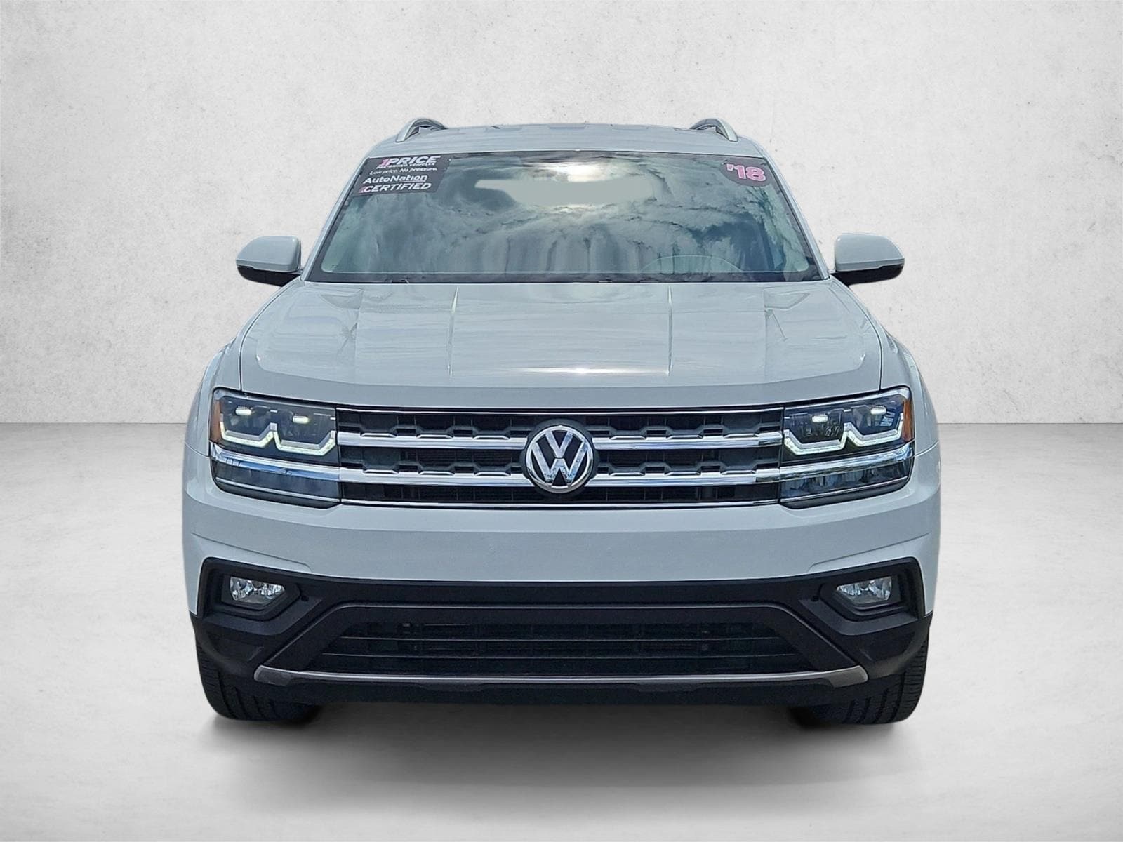 Used 2018 Volkswagen Atlas SE with VIN 1V2KR2CA9JC576179 for sale in Chandler, AZ