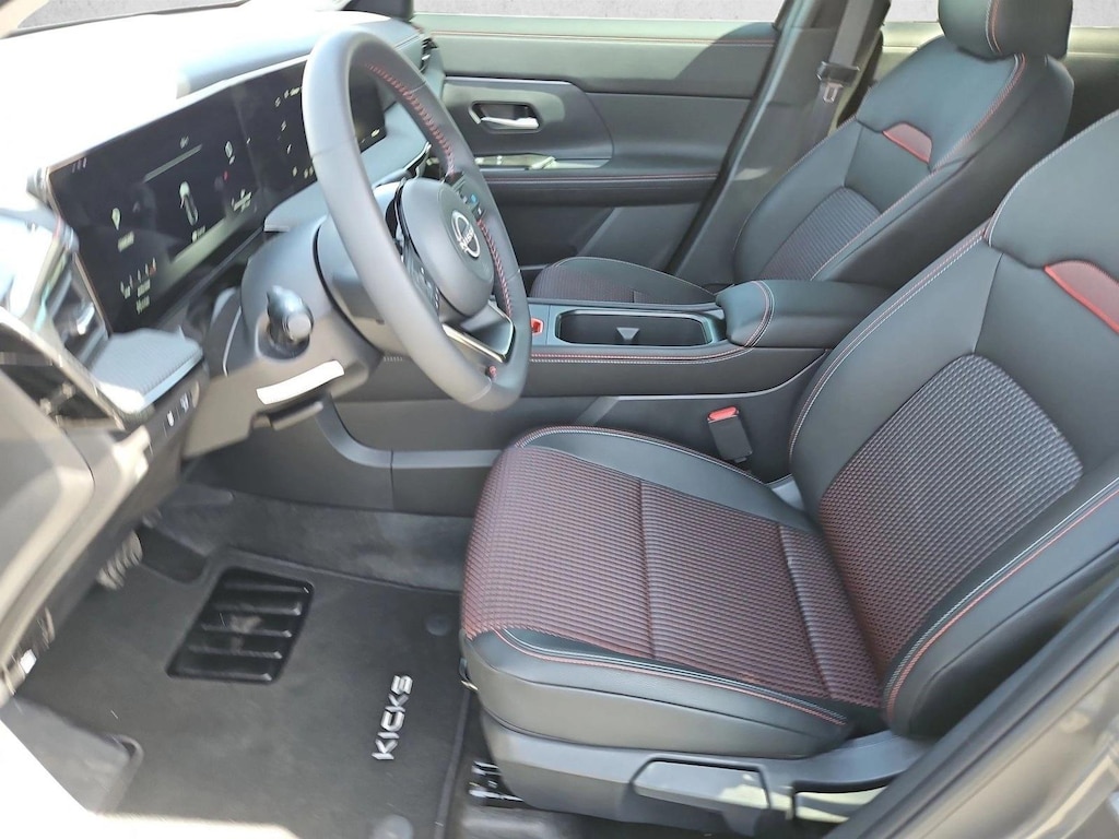 New 2026 Nissan Kicks SR SUV