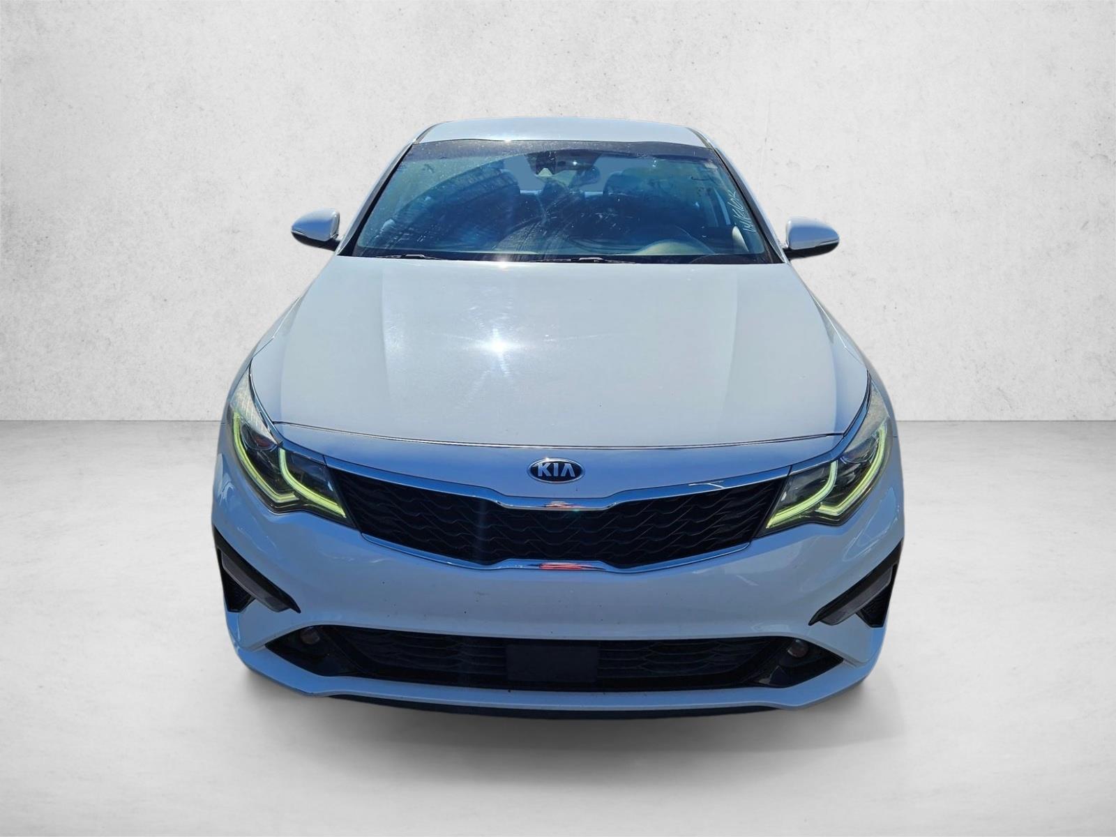 2019 Kia Optima EX photo 2