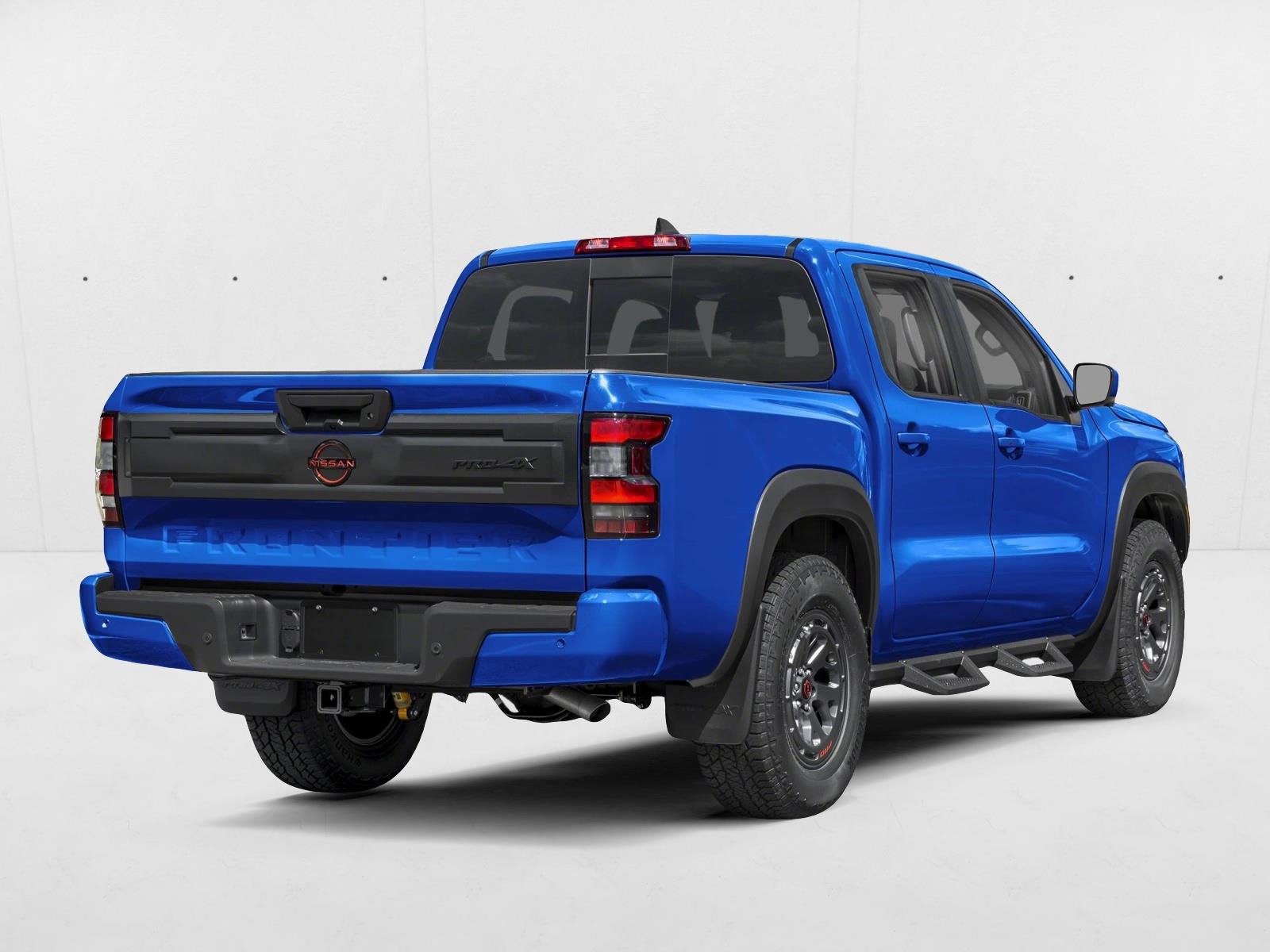 2026 Nissan Frontier PRO-4X photo 2