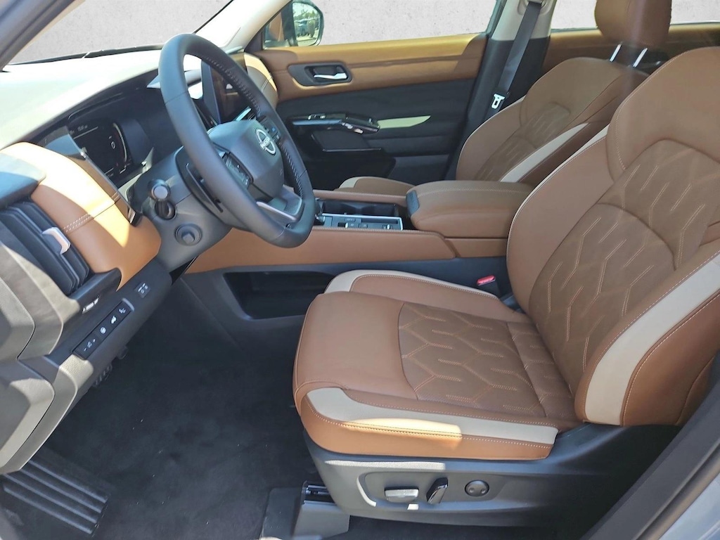 New 2026 Nissan Pathfinder Platinum SUV