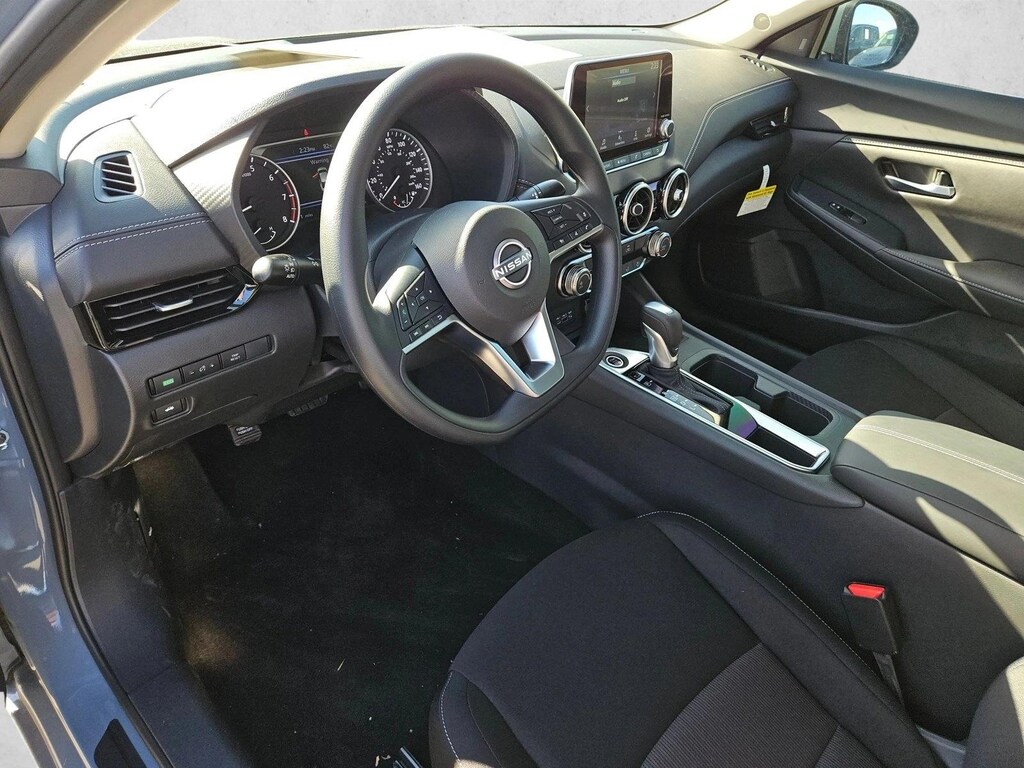 New 2025 Nissan Sentra SV Sedan