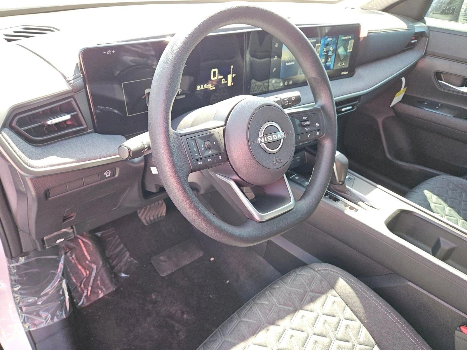 2026 Nissan Kicks SV photo 3
