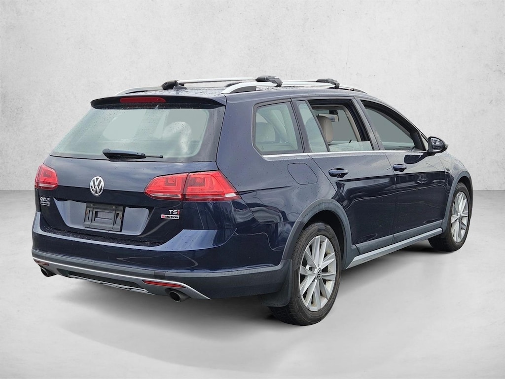 Used 2017 Volkswagen Golf Alltrack SE Wagon
