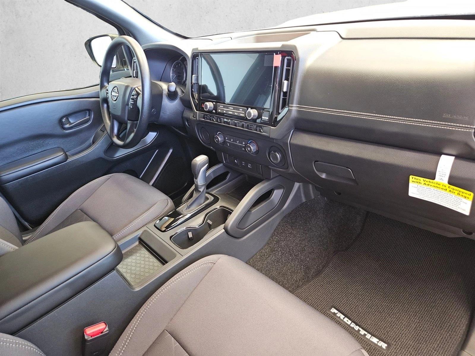 2026 Nissan Frontier SV - Photo 9