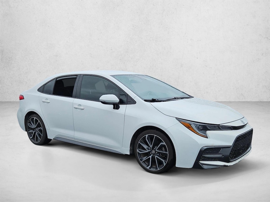 Used 2022 Toyota Corolla SE Sedan