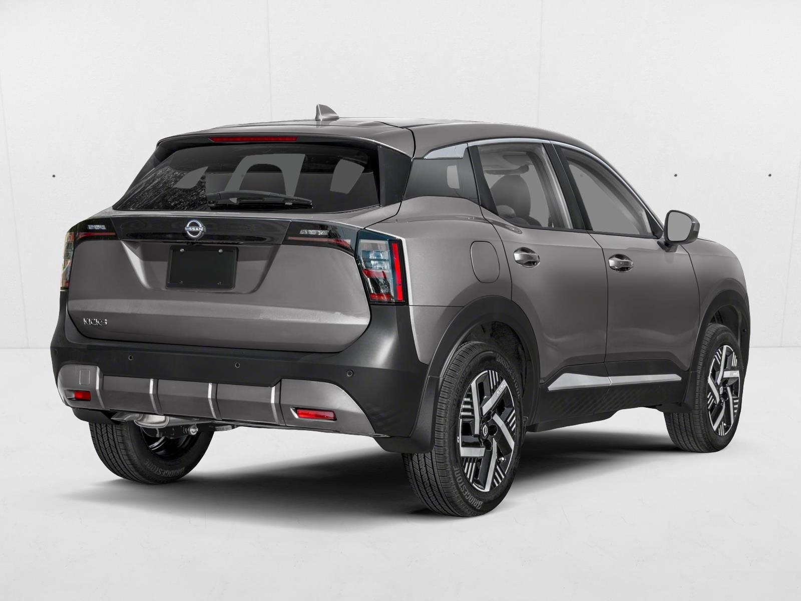 2026 Nissan Kicks SV photo 2