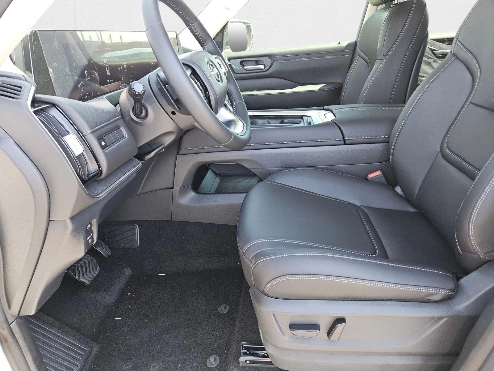 2025 Nissan Armada SV - Photo 11