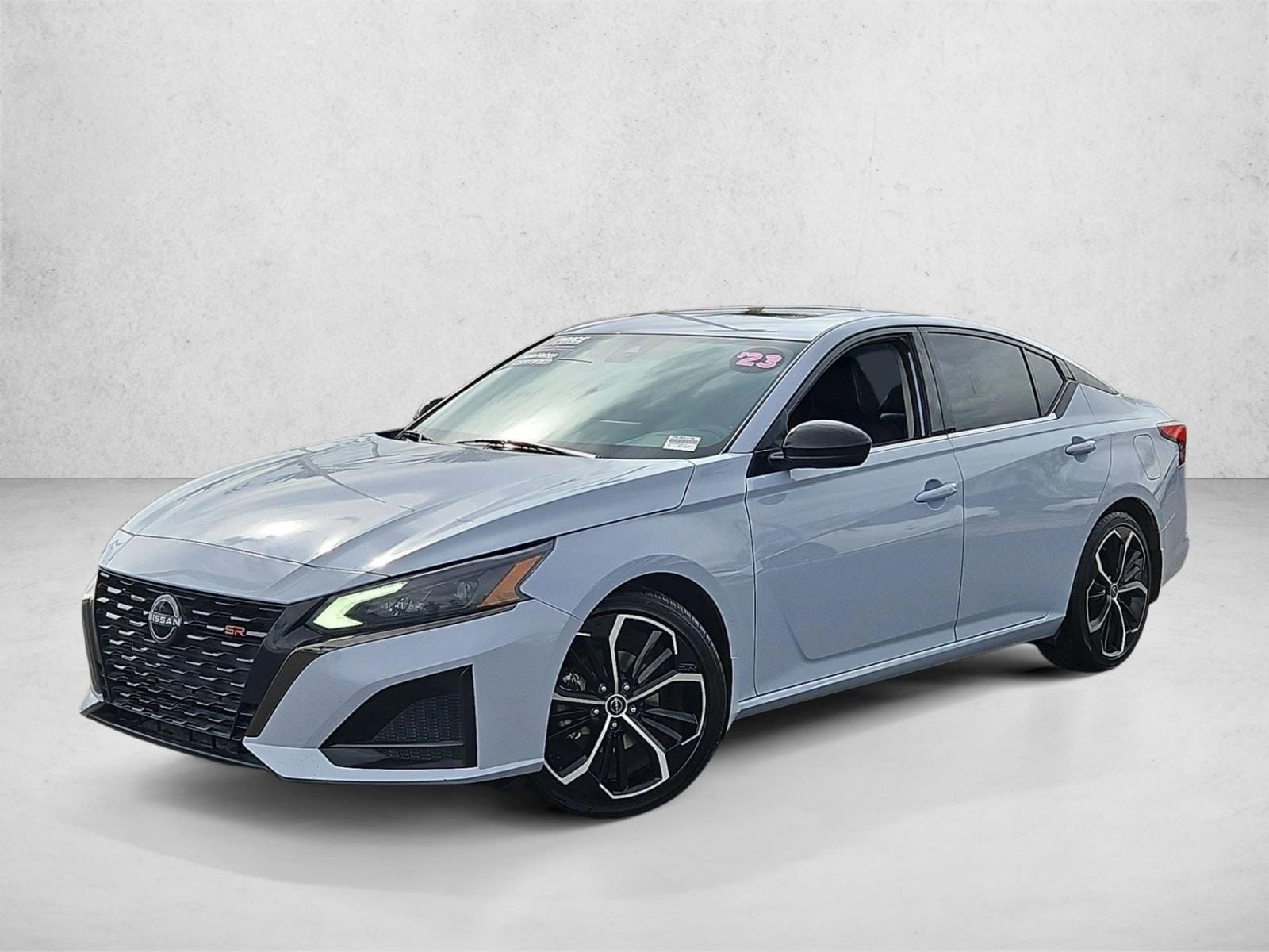 2023 Nissan Altima SR