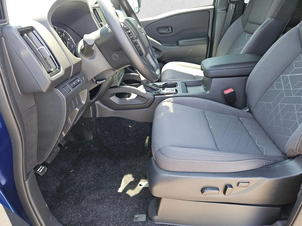 New 2026 Nissan Frontier SV Truck Crew Cab