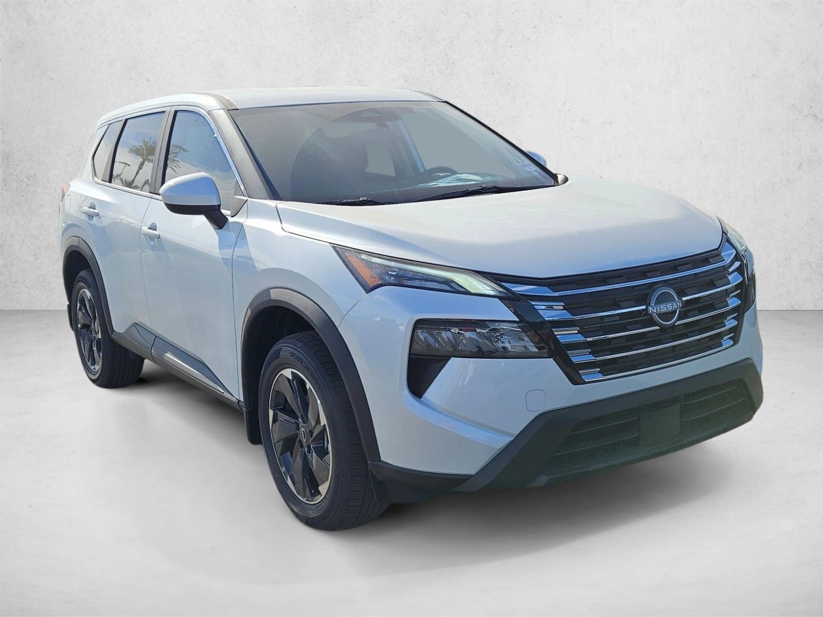 2026 Nissan Rogue SV photo 4