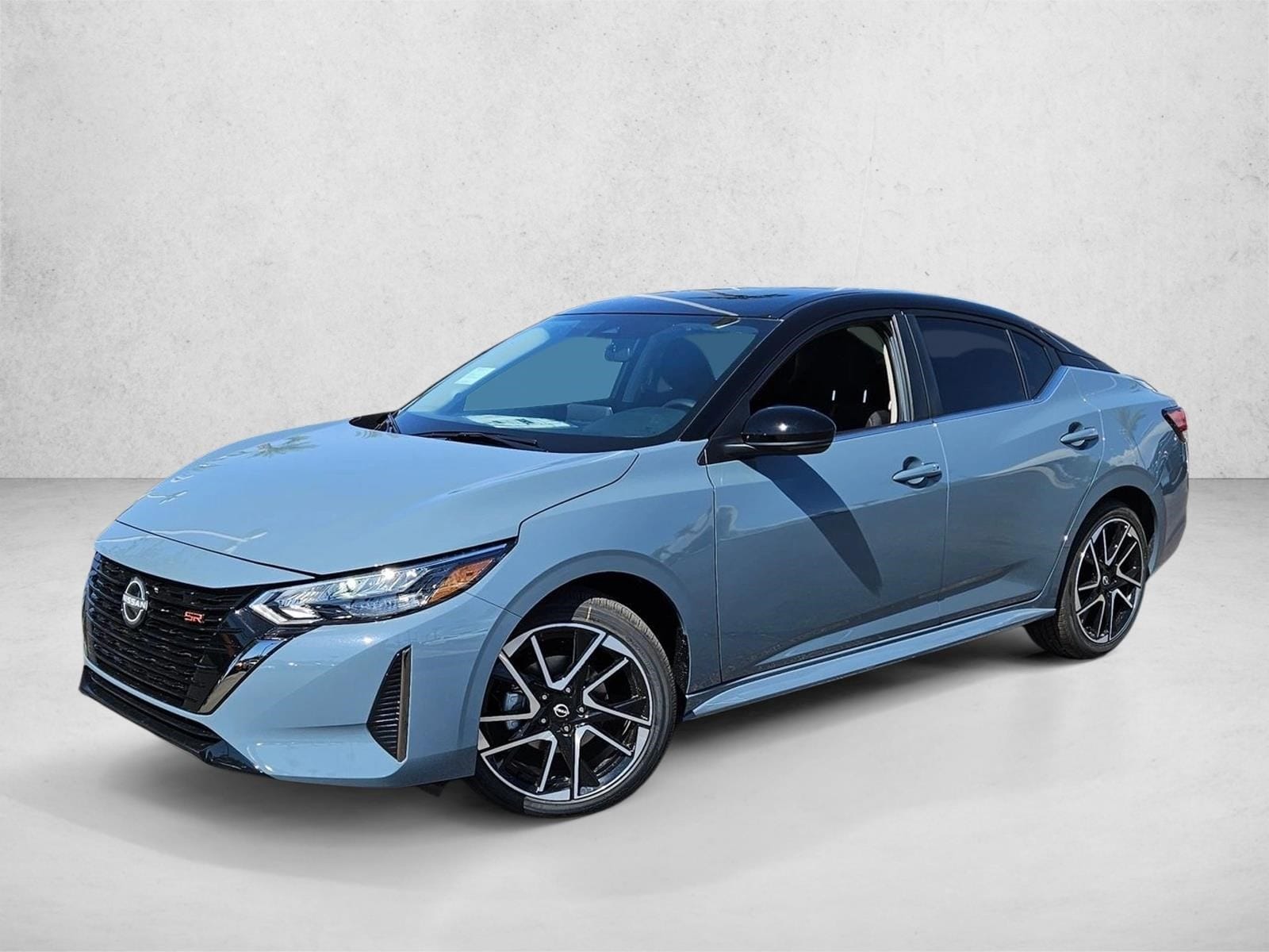 2025 Nissan Sentra SR's photo